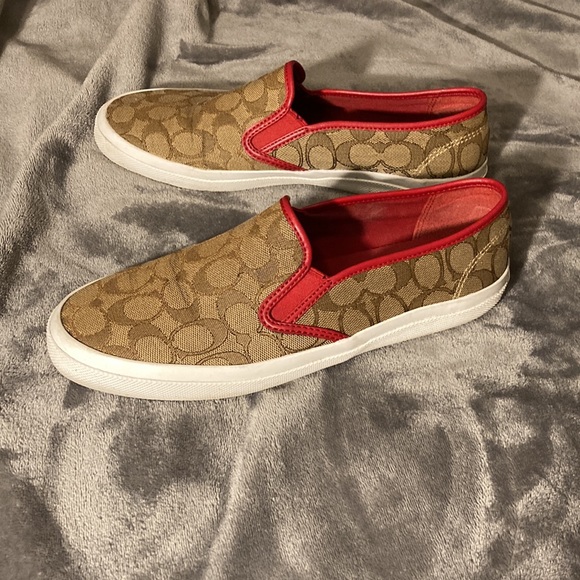 COACH Signature Monogram Slip-on shoes, Size 11. - Picture 4 of 12